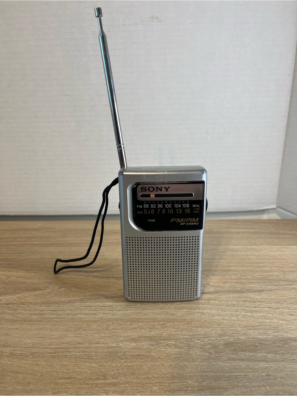 Sony Silver AM/FM Pocket Radio with Telescoping Antenna